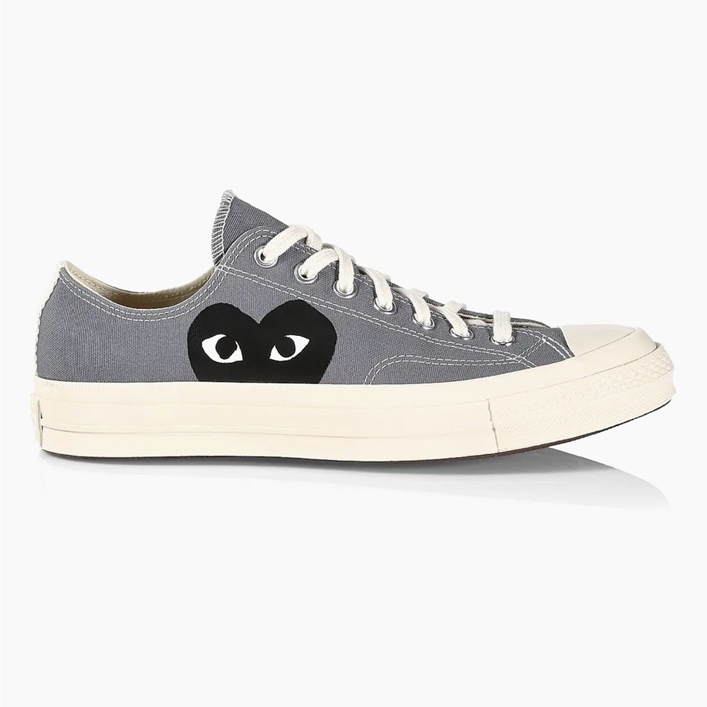 Comme des Garçons PLAY